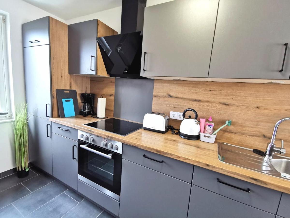 Bohnapartments Suedpark - Naehe Steigerwaldstadion - Gratis Parkplatz - Wlan - Vollausstattung